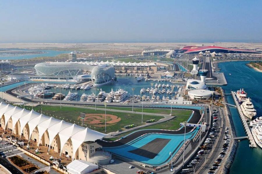 Abu Dhabi City Tour with Warner Bros Theme Park